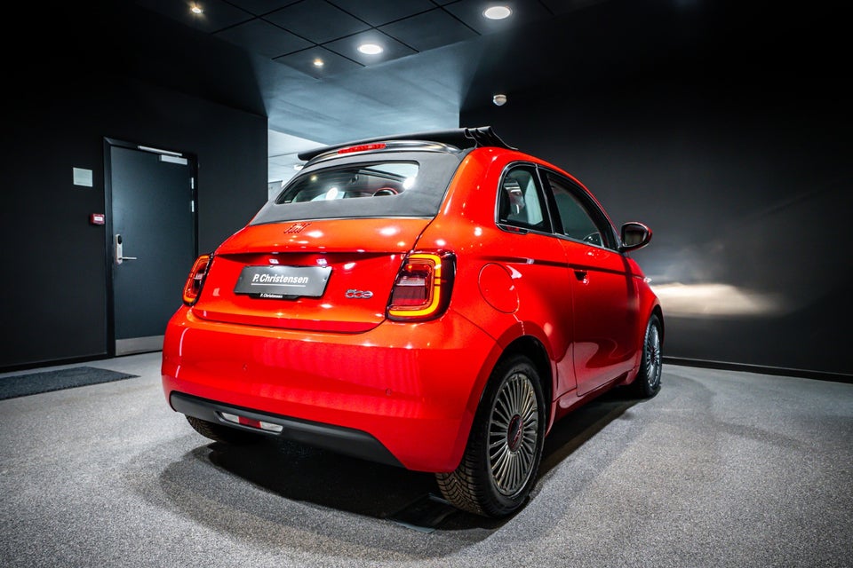 Fiat 500e 24 (RED) Cabrio 2d