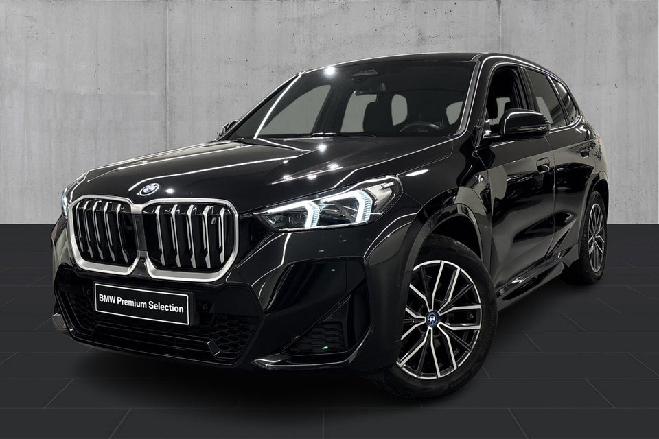 BMW iX1 xDrive30 M-Sport 5d