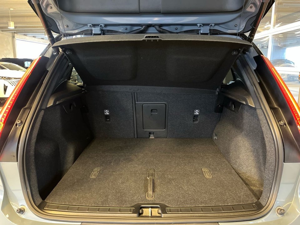 Volvo XC40 ReCharge Core 5d