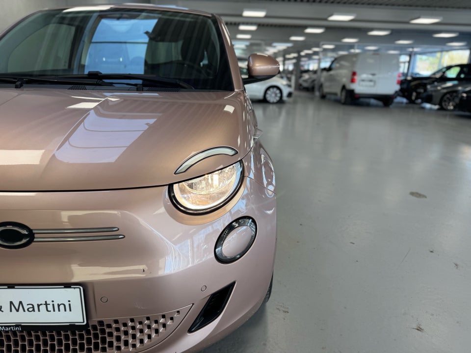 Fiat 500e 42 Icon 3+1 4d