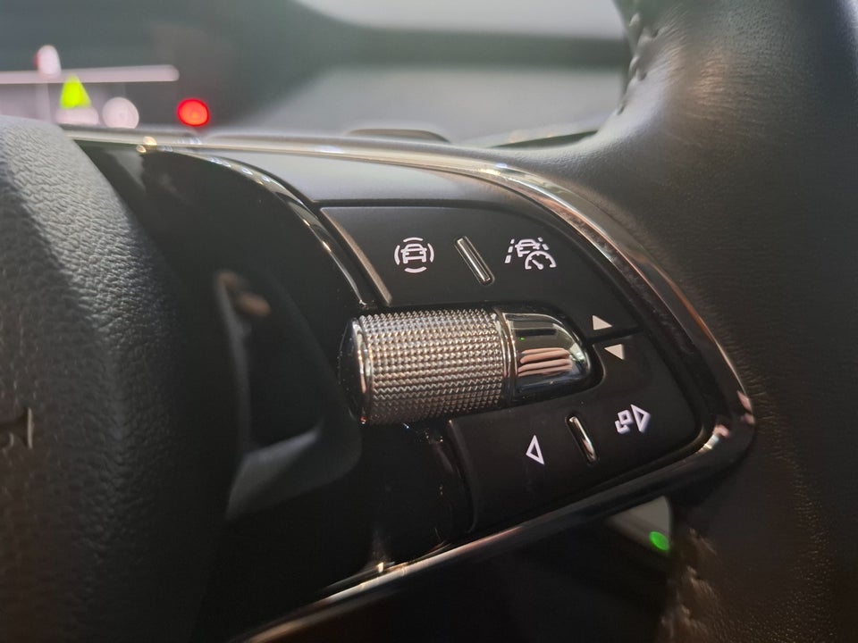 Skoda Enyaq 60 iV Loft 5d