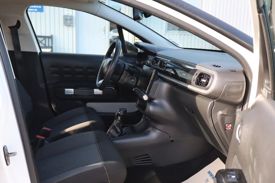 Citroën C3 1,2 PureTech 82 Shine 5d