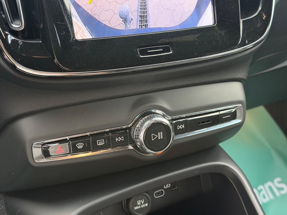 Volvo EX40 Extended Range Plus 5d
