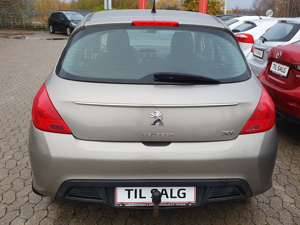 Peugeot 308 1,6 VTi 120 Access 5d