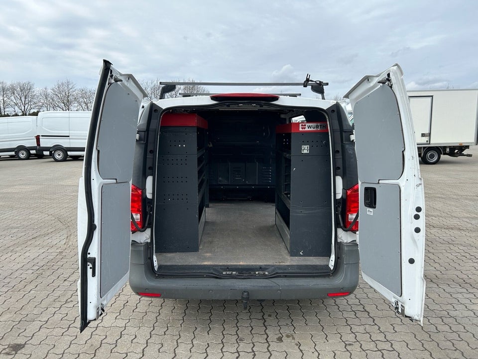 Mercedes Vito 114 2,0 CDi Kassevogn aut. L RWD