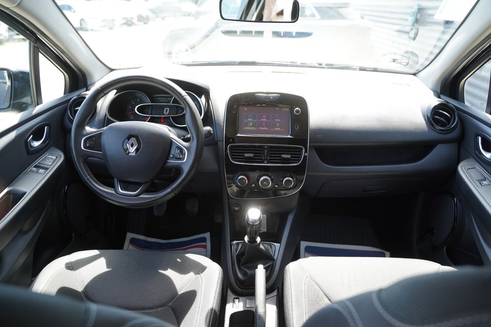 Renault Clio IV 1,5 dCi 90 Expression 5d