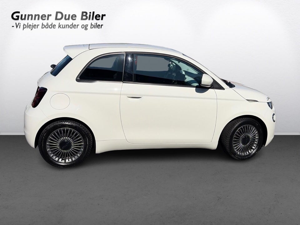 Fiat 500e 42 Icon 3d