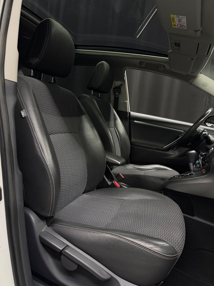 Toyota Verso 1,8 VVT-i T3 MDS Skyview 7prs 5d