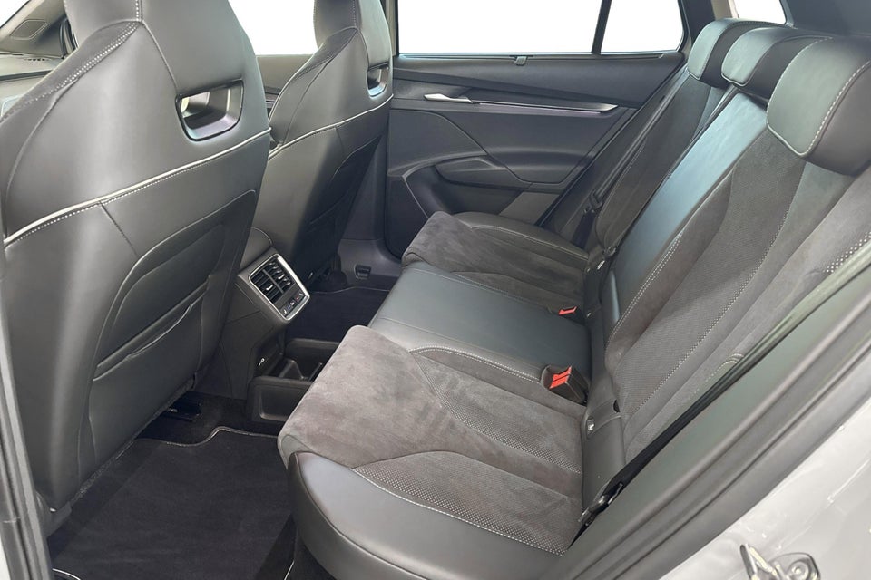 Skoda Elroq 85 iV Sportline Maxx 5d