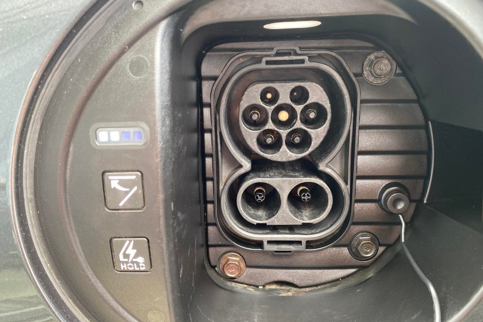 Hyundai Ioniq 6 77 Essential 4d