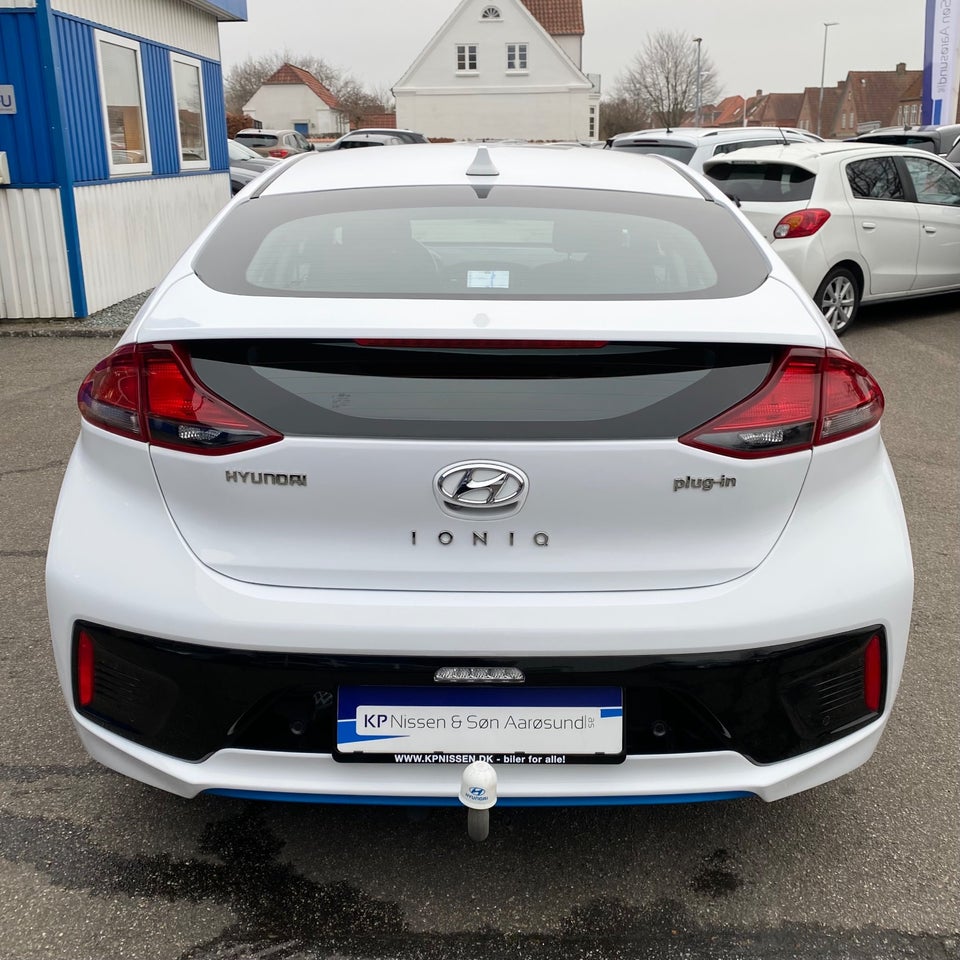 Hyundai Ioniq 1,6 PHEV Trend DCT 5d