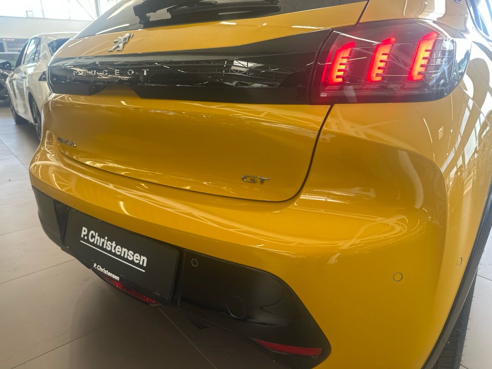 Peugeot e-208 50 GT Pack 5d