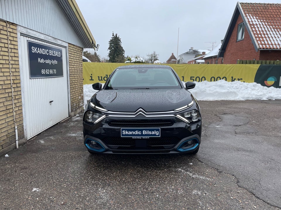 Citroën ë-C4 X 50 Shine 4d