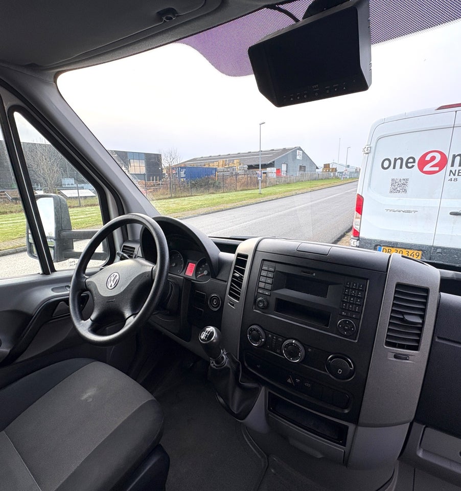 VW Crafter 2,0 TDi 163 Alukasse m/lift L 2d