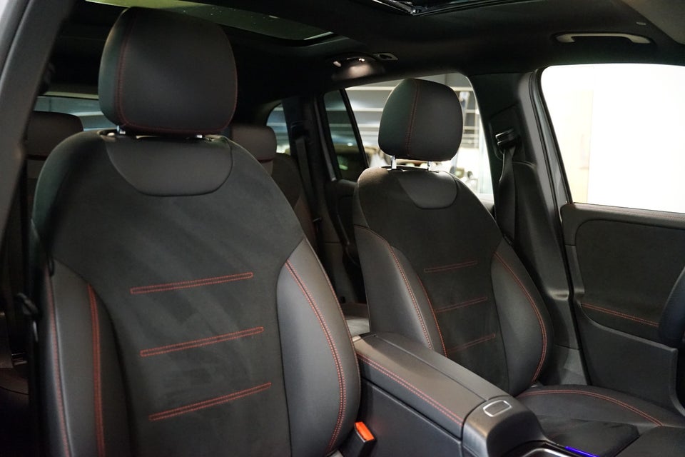 Mercedes EQB300 AMG Line 4Matic 5d