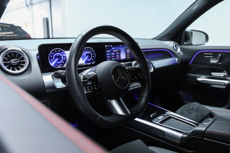 Mercedes EQB250+ AMG Advance 5d