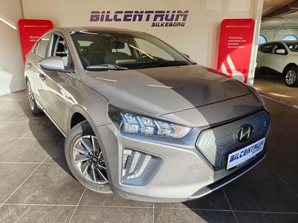 Hyundai Ioniq 40 EV Premium 5d