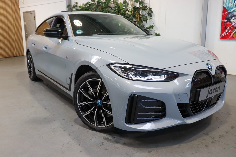 BMW i4 eDrive40 Fully Charged M-Sport 5d