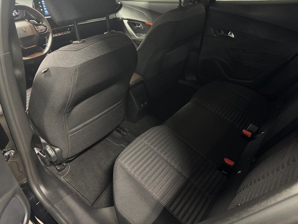 Peugeot 2008 1,2 PureTech 130 Active Pack EAT8 5d