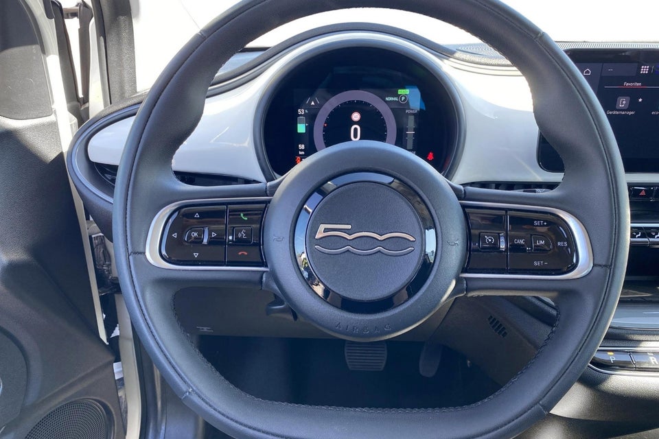 Fiat 500e 42 Icon Plus 3d