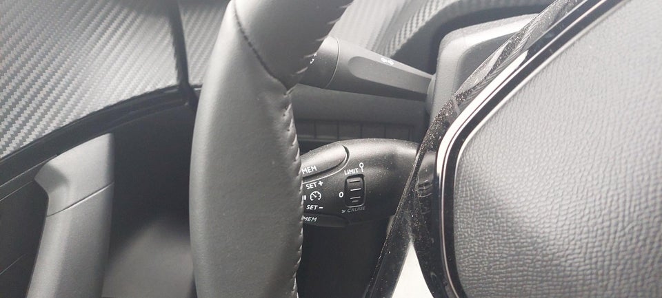 Peugeot 2008 1,2 PureTech 100 Active+ 5d