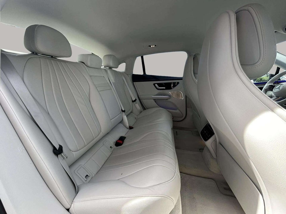 Mercedes EQE350+ AMG Line Premium Plus 4d