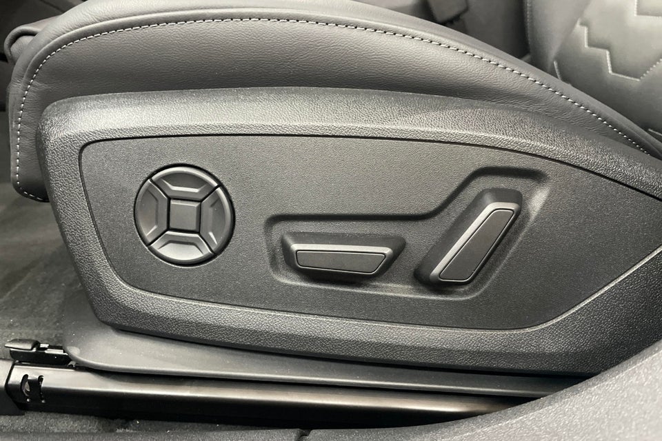 Audi A6 e-tron S-line plus performance Avant 5d
