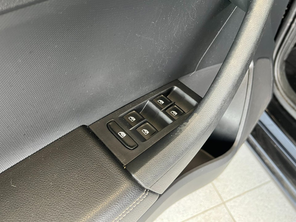 Skoda Rapid 1,0 TSi 95 Ambition Spaceback 5d