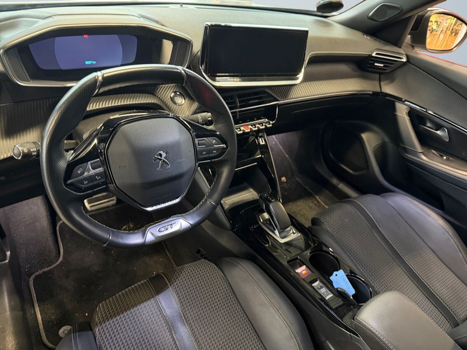 Peugeot e-2008 50 GT 5d