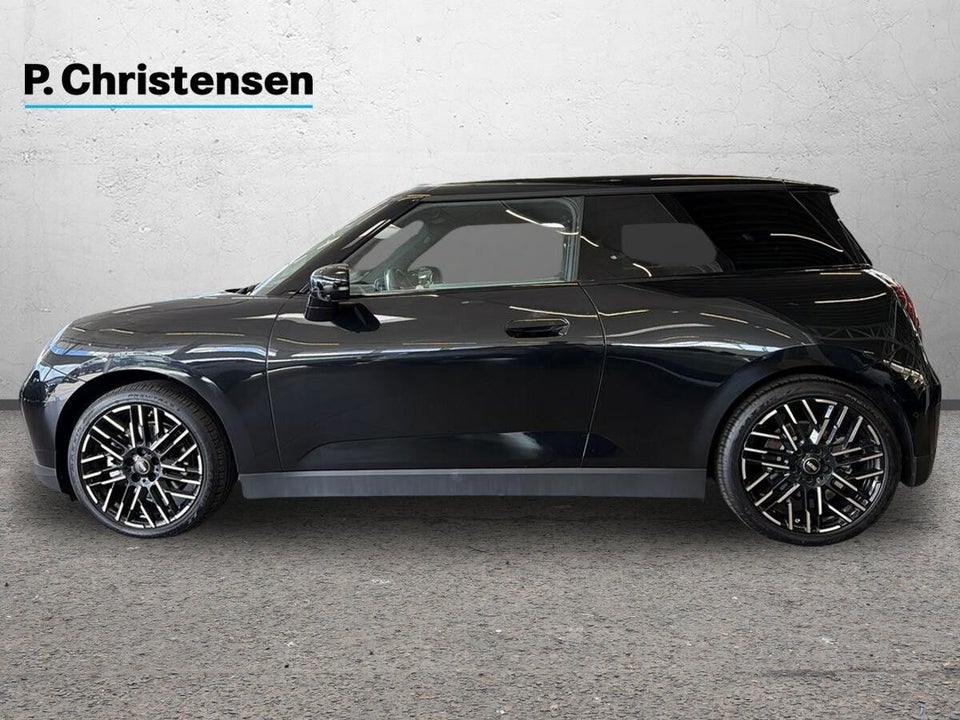 MINI Cooper SE Favoured Trim XL 3d