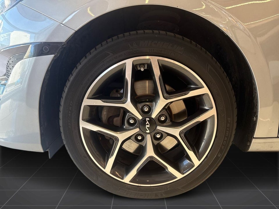 Kia Ceed 1,6 PHEV Upgrade SW DCT 5d