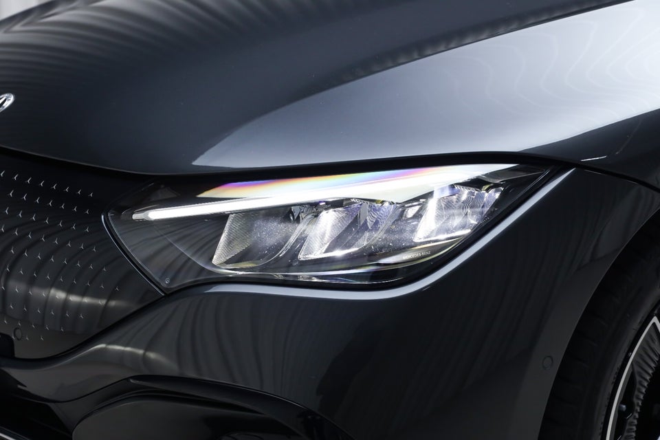 Mercedes EQE350 AMG Line 4d