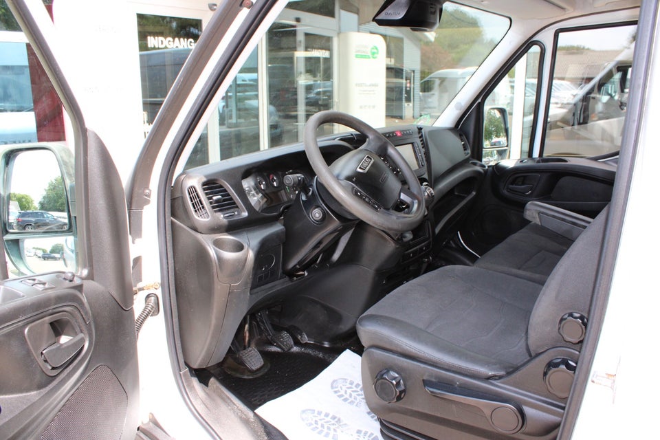 Iveco Daily 3,0 35C17 12m³ Van