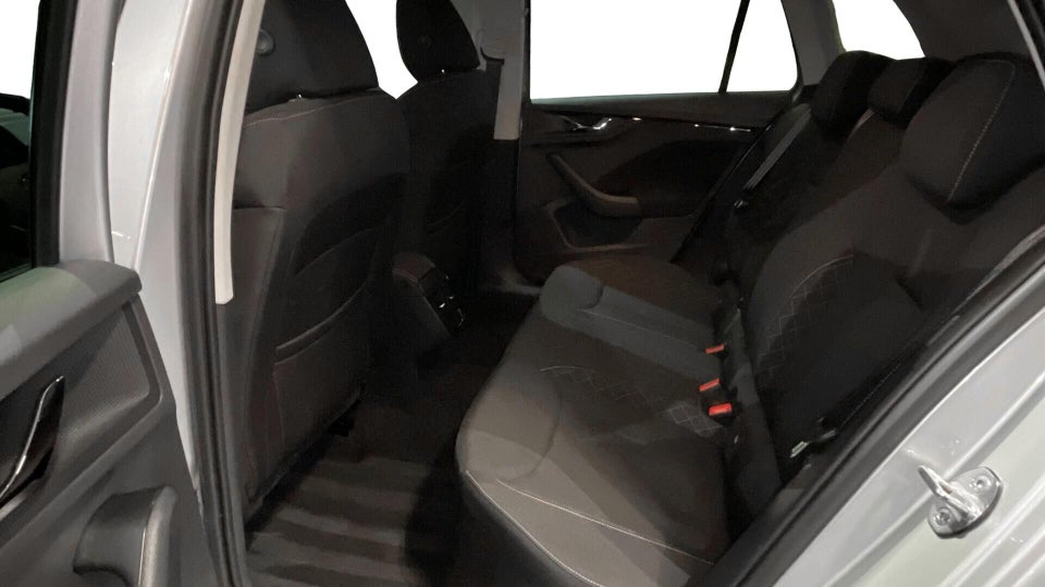 Skoda Kamiq 1,0 TSi 110 Blackline DSG 5d