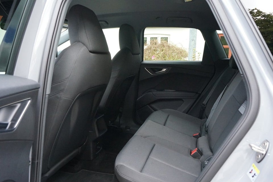 Audi Q4 e-tron 45 S-line 5d