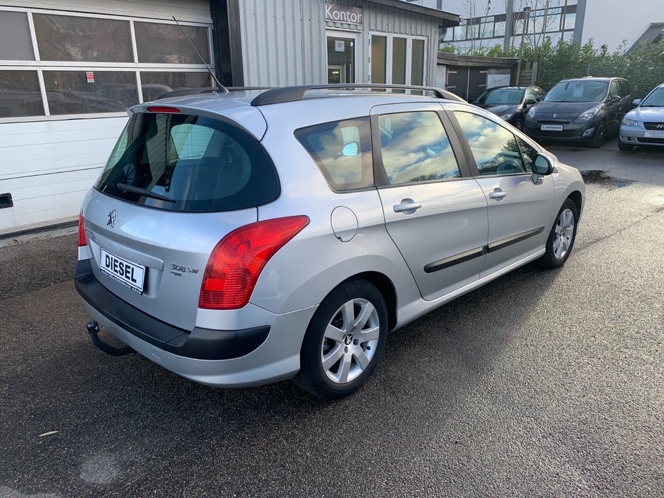 Peugeot 308 1,6 e-HDi 112 Access stc. ESG 5d