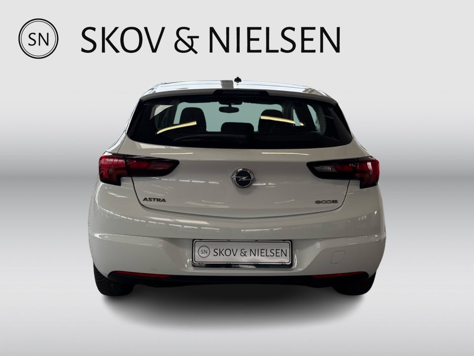 Opel Astra 1,0 T 105 Essentia 5d