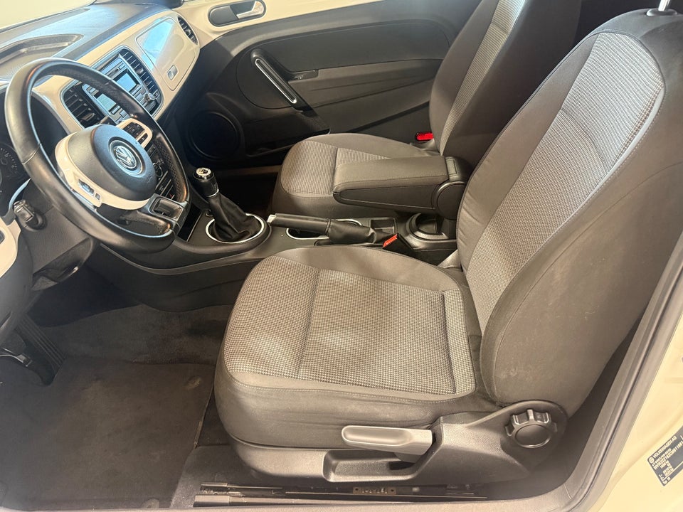 VW The Beetle 1,2 TSi 105 Design 2d