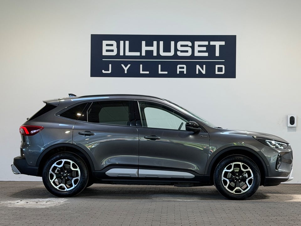 Ford Kuga 2,5 PHEV Active X CVT 5d