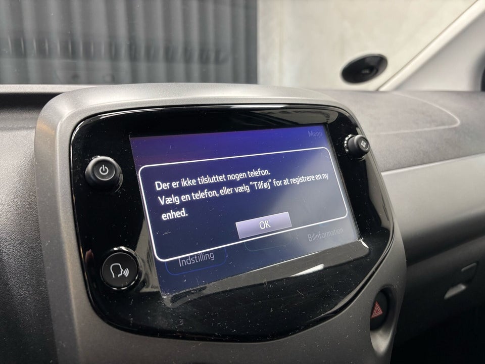 Toyota Aygo 1,0 VVT-i x-press x-shift 5d