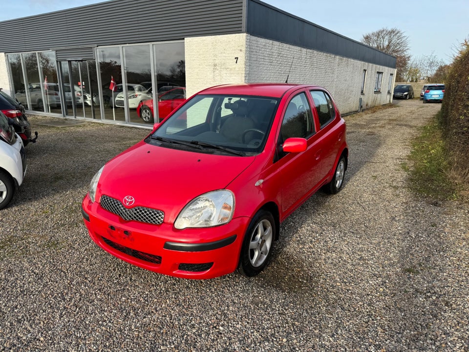 Toyota Yaris 1,0 Sol 5d