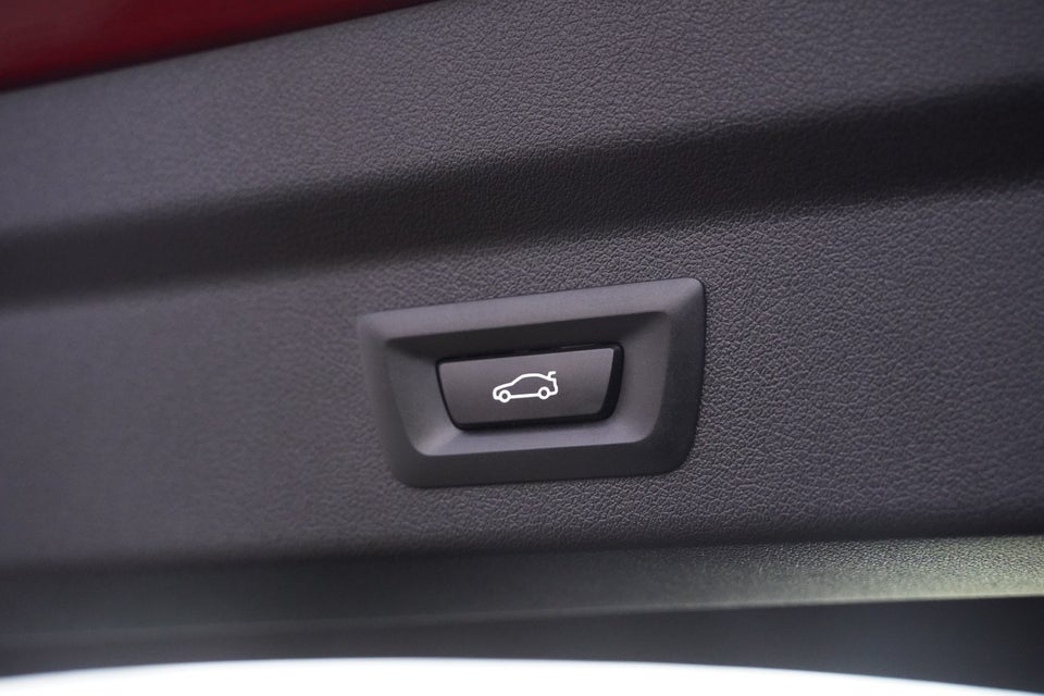 BMW iX2 eDrive20 M-Sport 5d