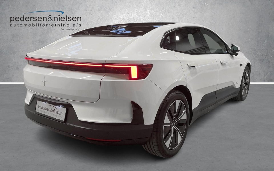 Polestar 4 Long Range Nordic Edition 5d