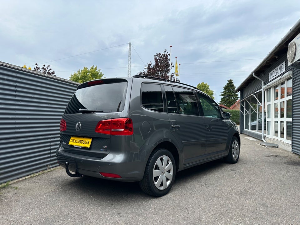 VW Touran 1,6 TDi 105 Comfortline DSG BM Van 5d