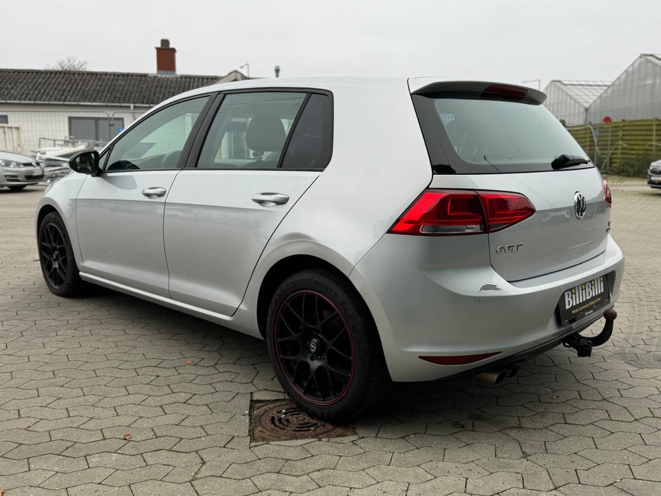 VW Golf VII 1,4 TSi 125 Comfortline DSG BMT 5d