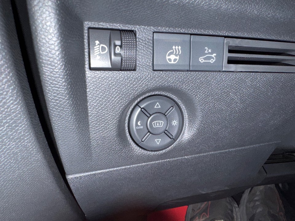 Citroën ë-C4 X 50 Shine 4d