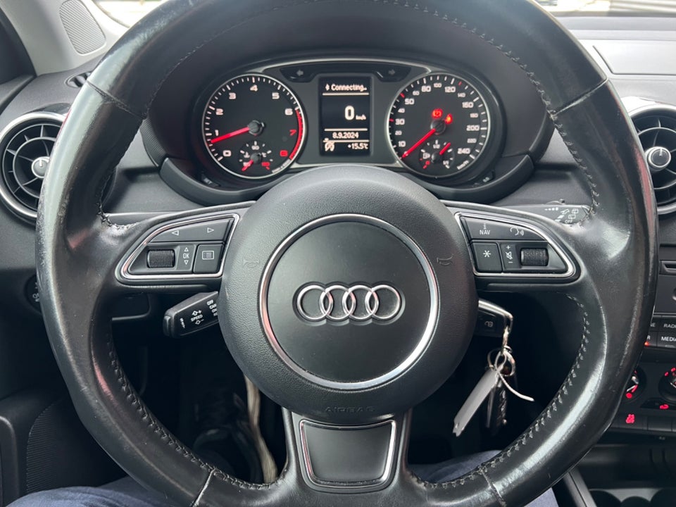 Audi A1 1,2 TFSi 86 Attraction 3d