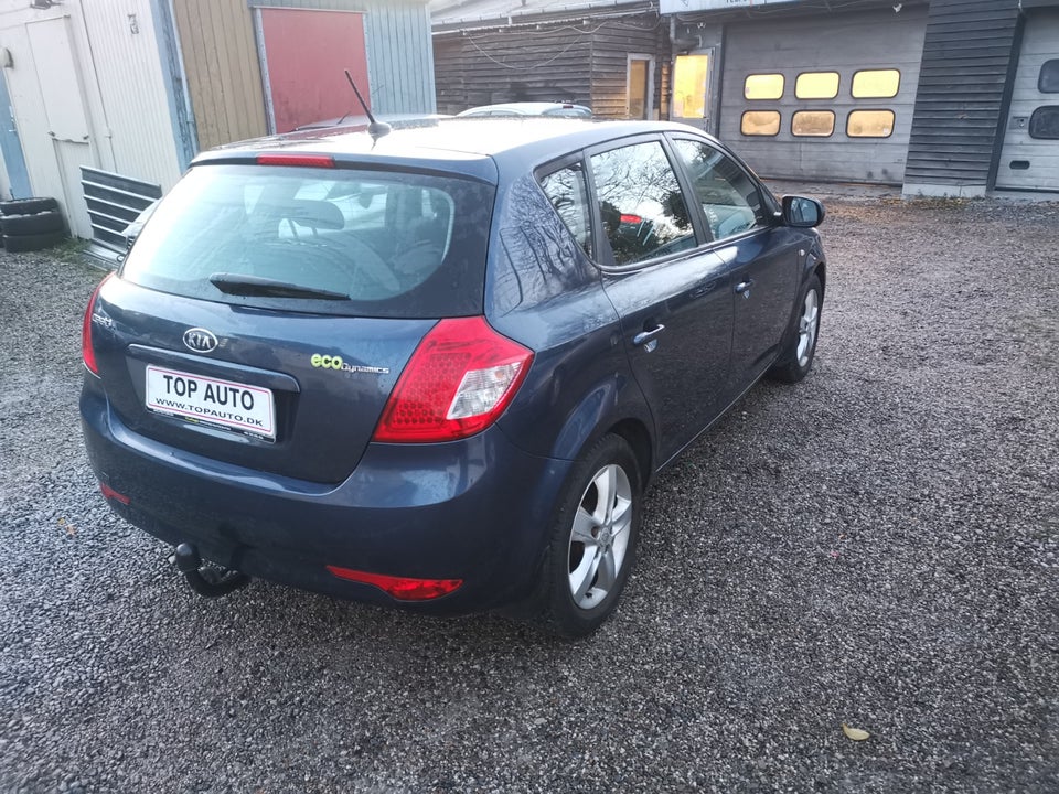 Kia Ceed 1,6 CVVT Active 5d