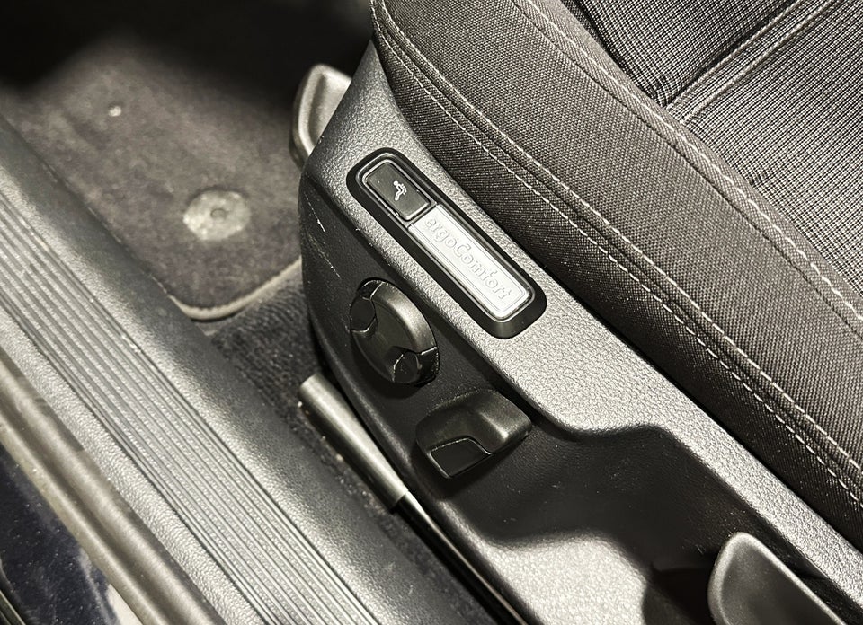 VW Passat 2,0 TDi 150 Comfortline Variant 5d