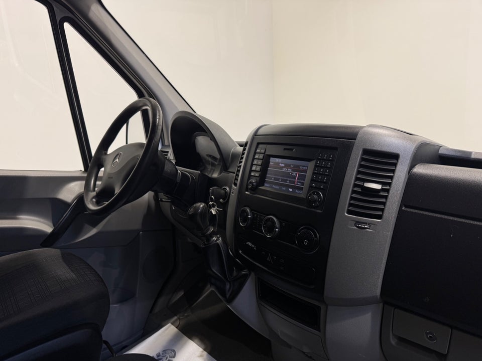 Mercedes Sprinter 316 2,2 CDi R2 Kassevogn 5d